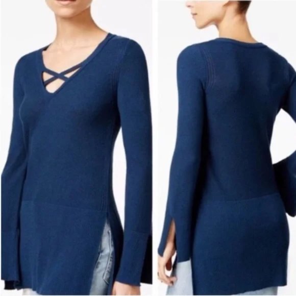 Free People Blue Criss Cross Tunic Sweater Size XS EUC - Picture 2 of 12